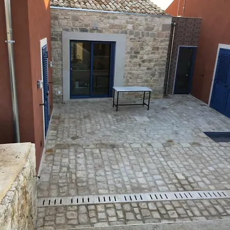 Lodge Casa Dei Granati *