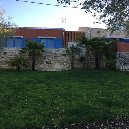 Casa Dei Granati *